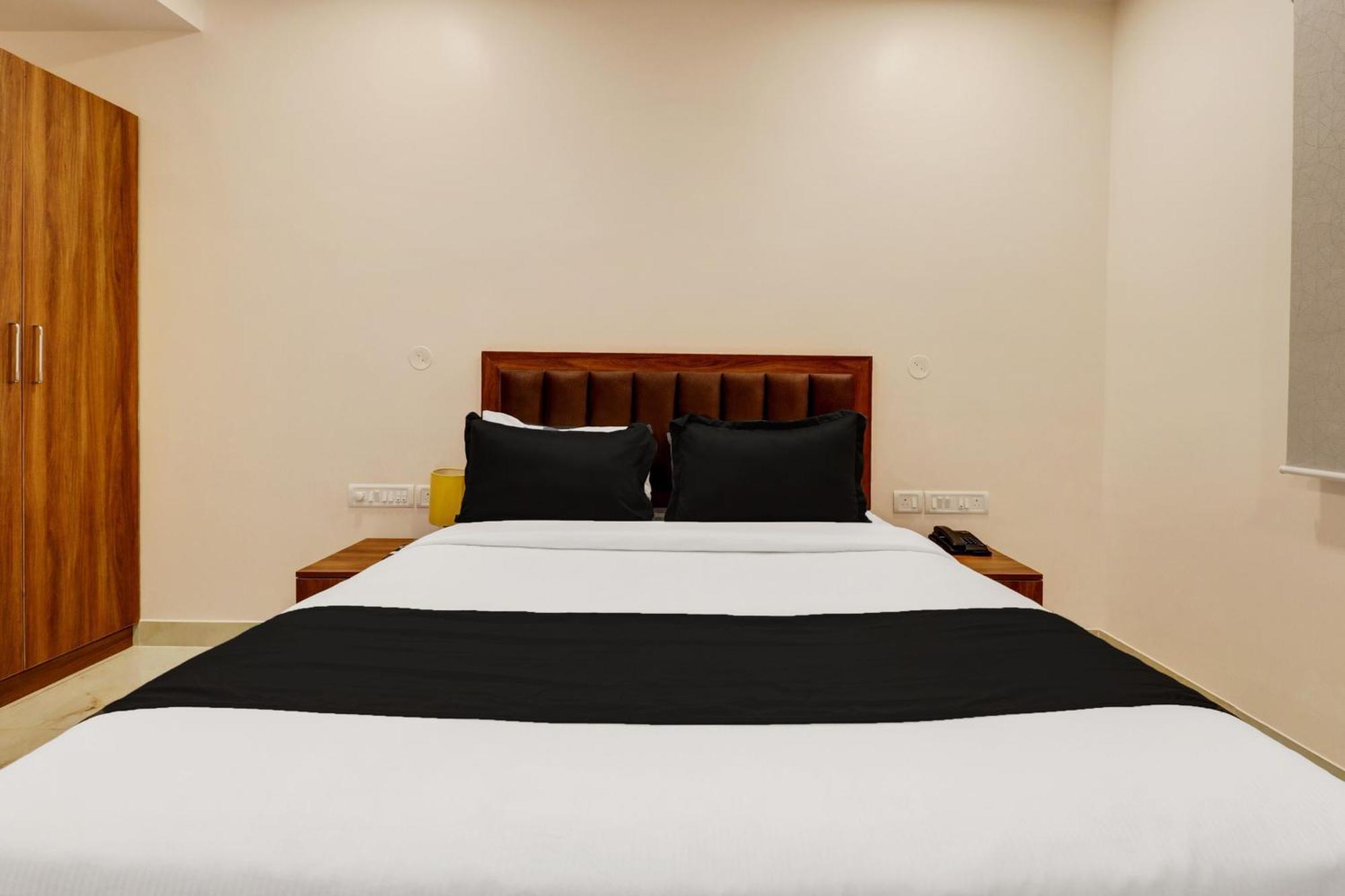 Super Townhouse Arekere Near Mithai Mahal 班加罗尔 外观 照片